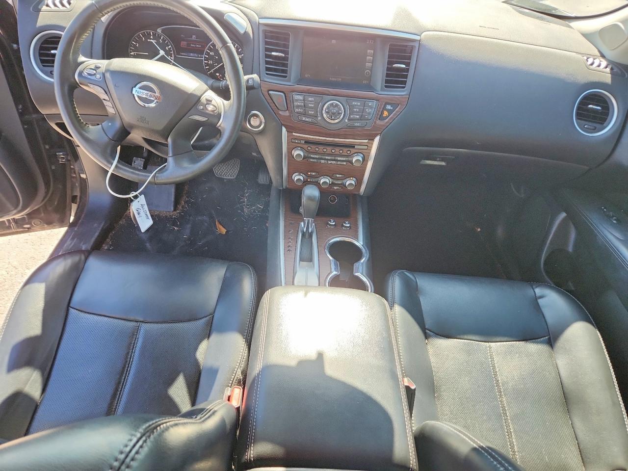 2017 NISSAN PATHFINDER