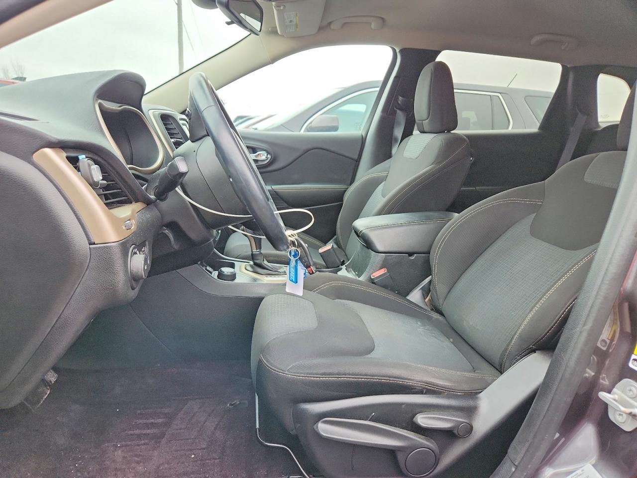 2016 JEEP CHEROKEE