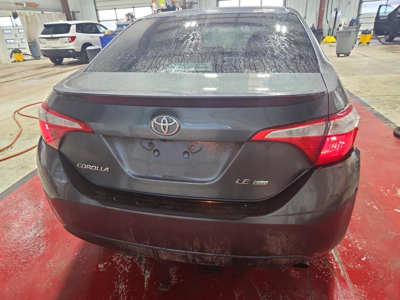 2015 TOYOTA COROLLA