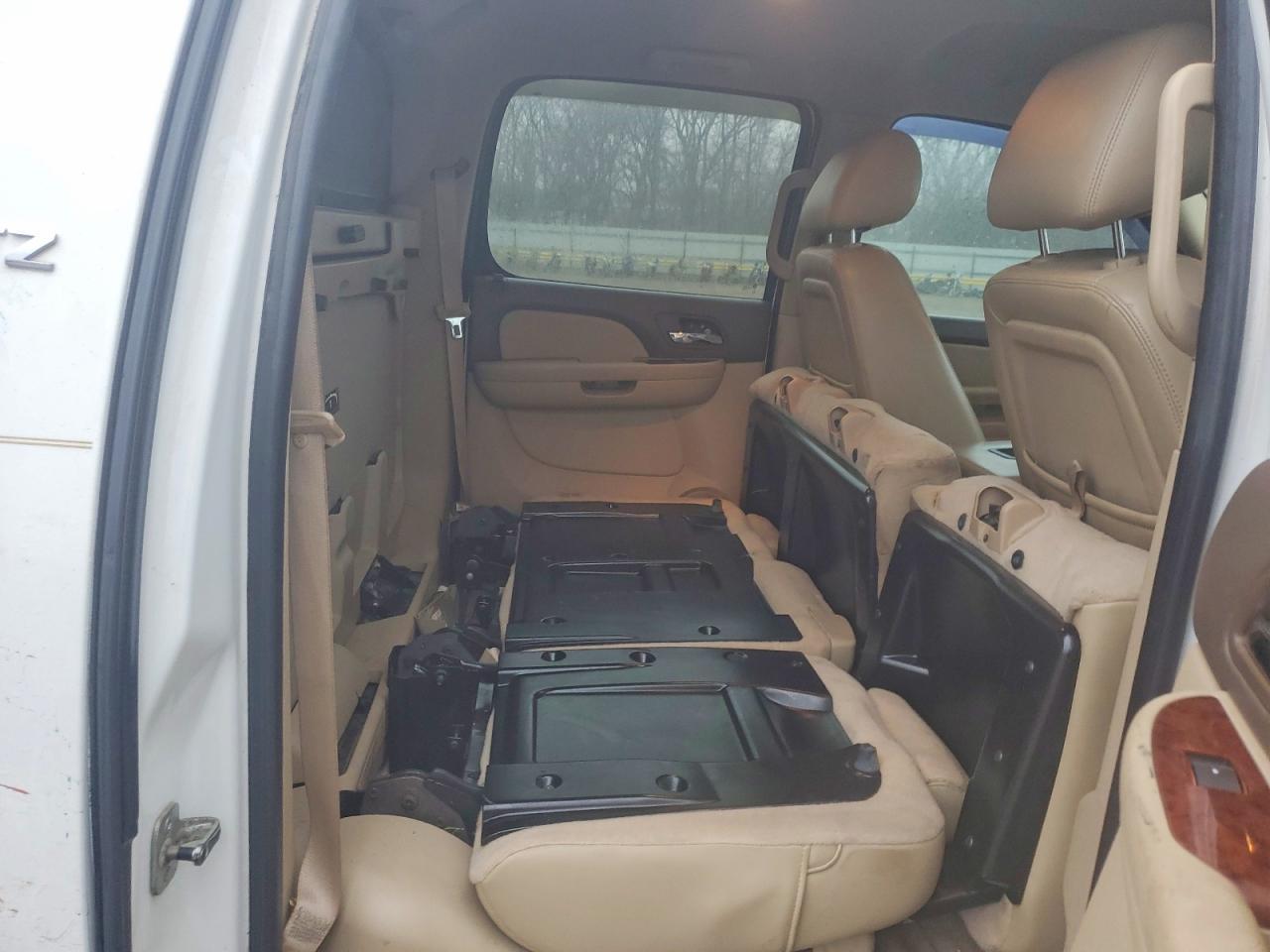 2011 CHEVROLET Avalanche
