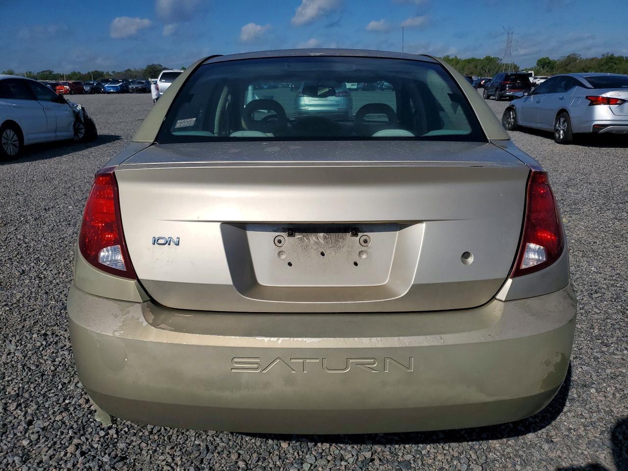 2003 SATURN Ion
