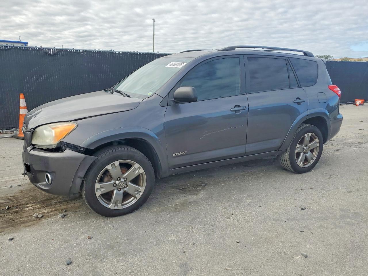 2011 TOYOTA RAV4