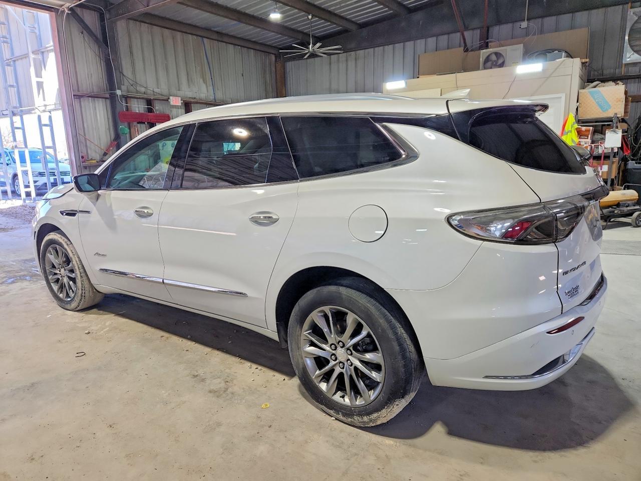 2022 BUICK ENCLAVE AVENIR