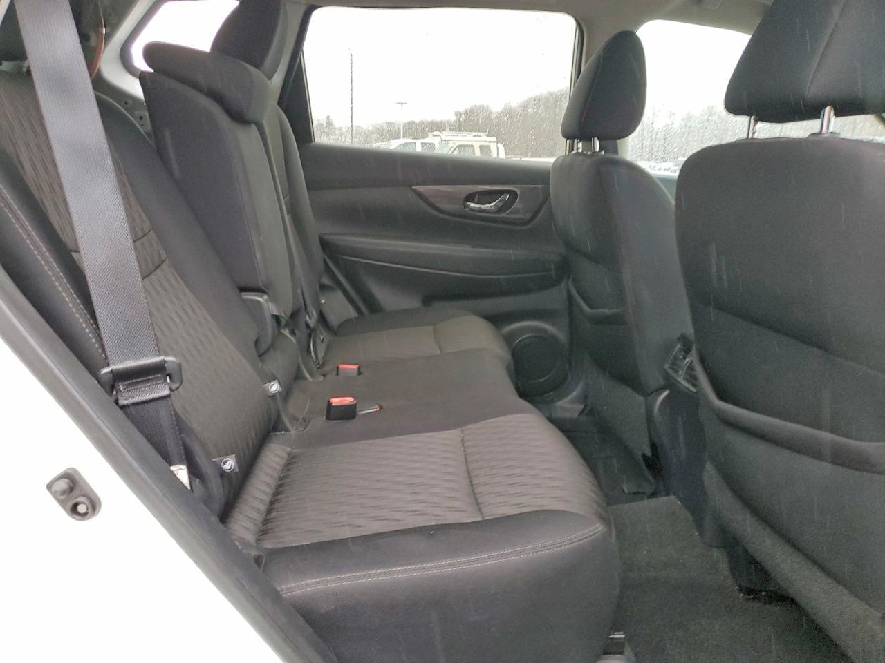 2017 NISSAN ROGUE