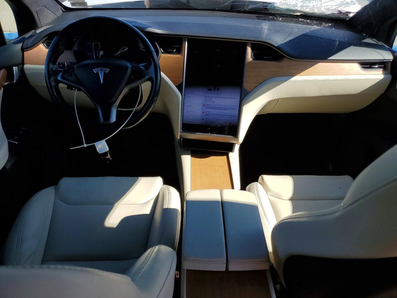 2021 TESLA MODEL X