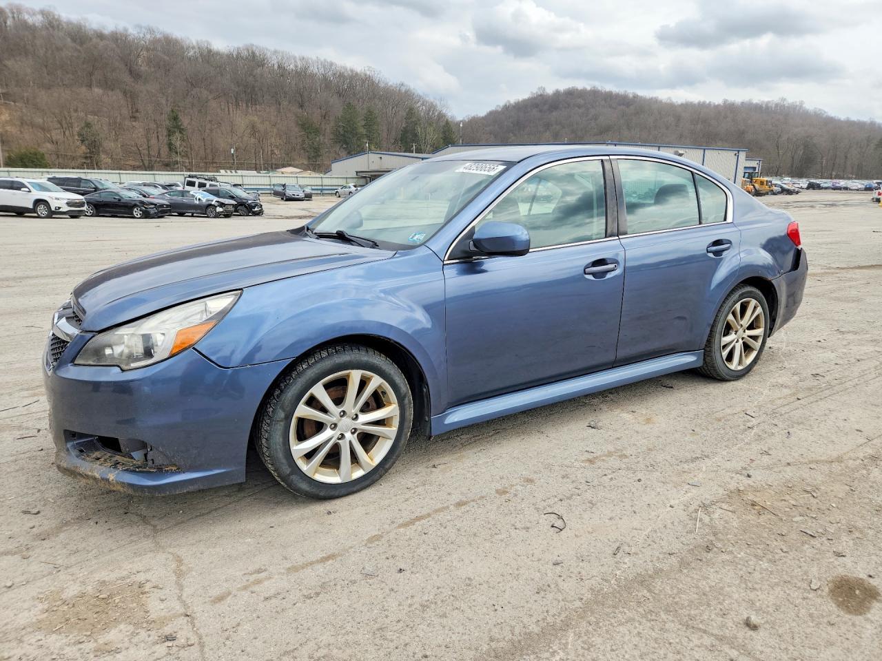 2013 SUBARU Legacy