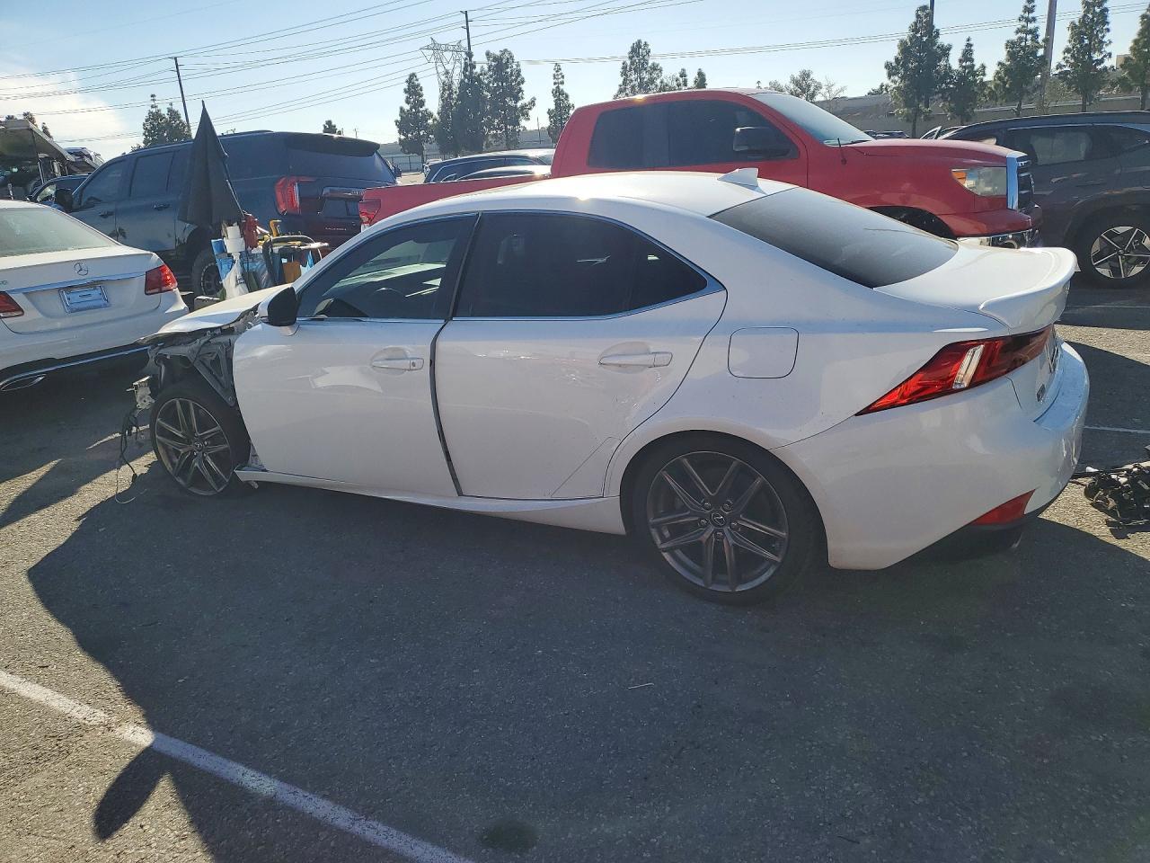 2016 LEXUS IS 200t