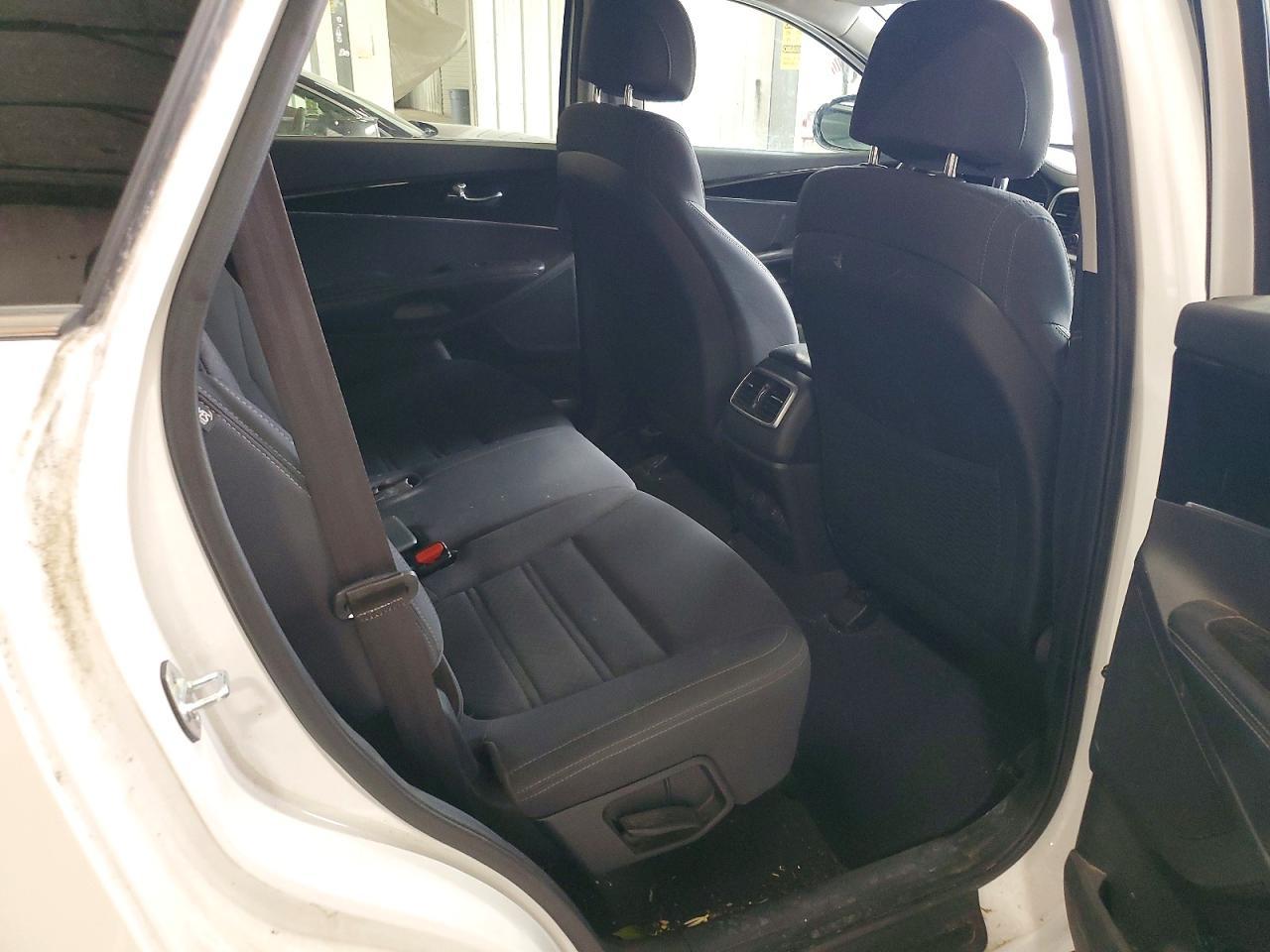 2017 KIA SORENTO