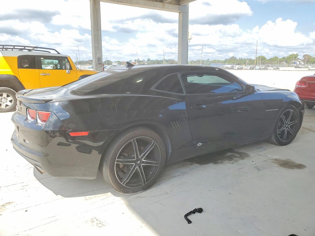 2013 CHEVROLET Camaro