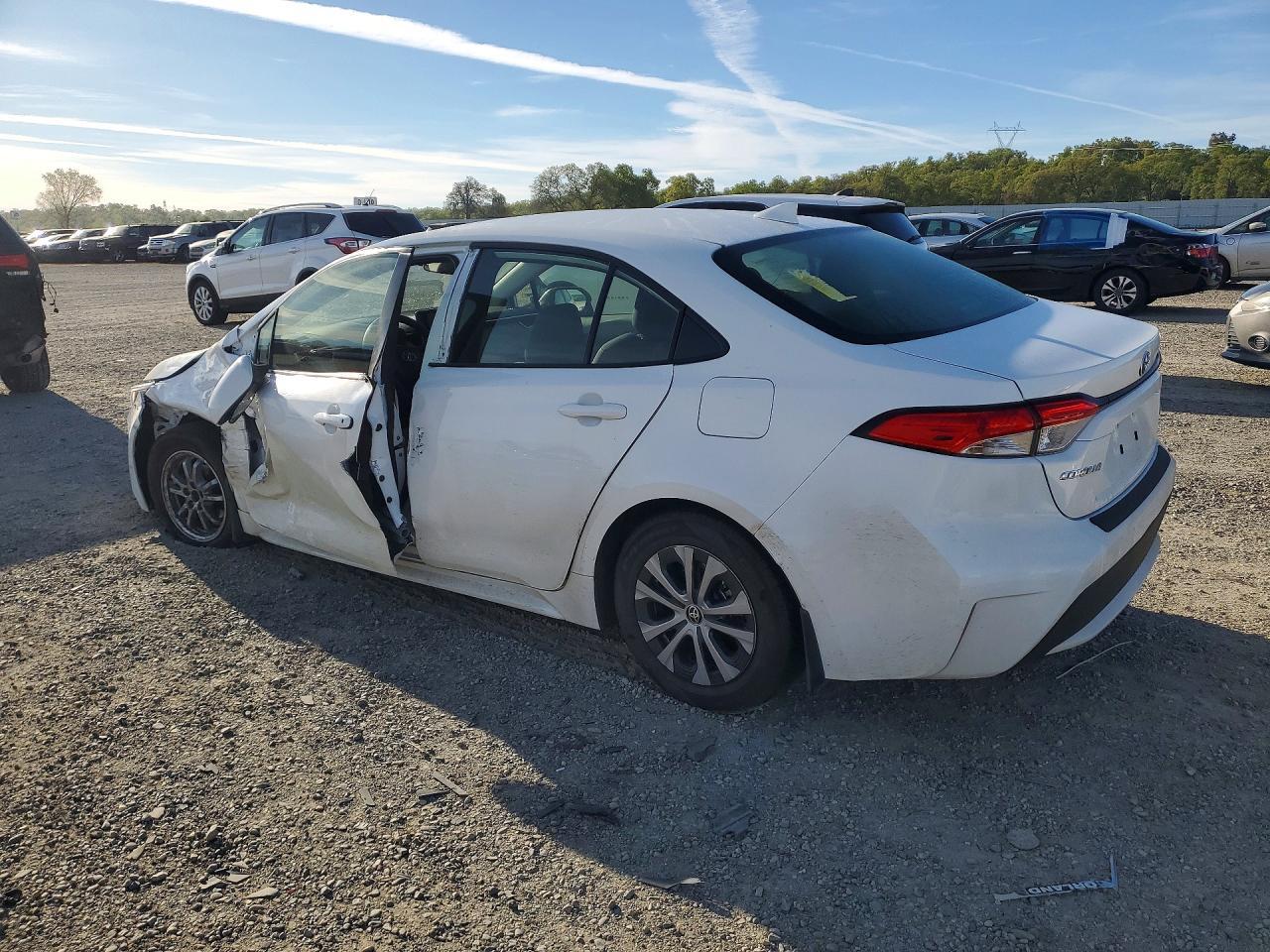 2022 TOYOTA COROLLA