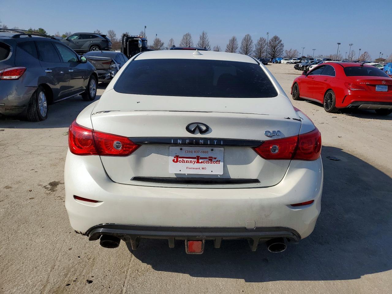 2016 INFINITI Q50