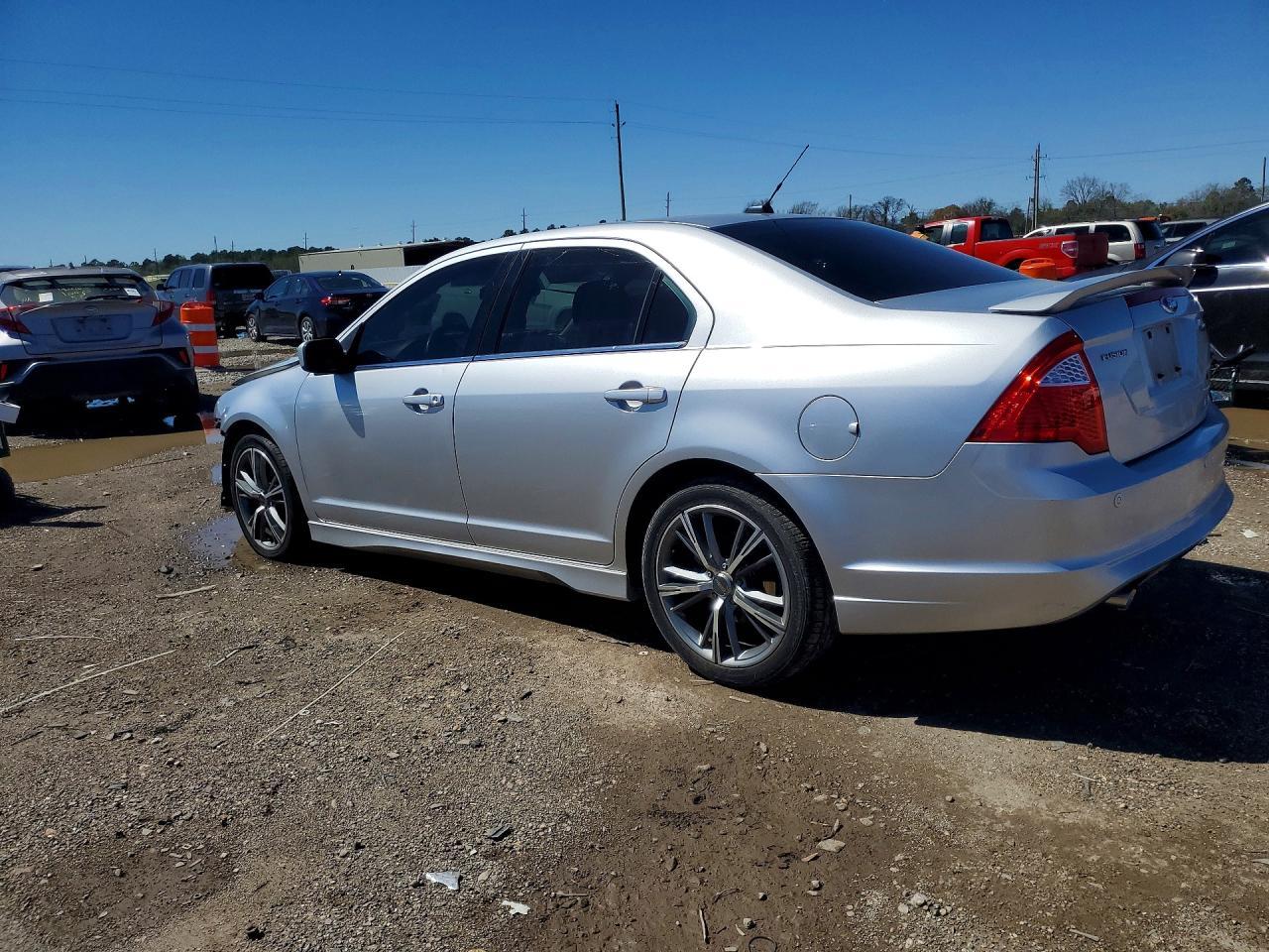 2011 FORD FUSION