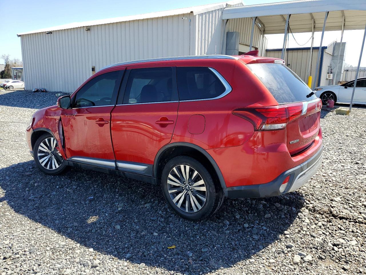 2019 MITSUBISHI outlander