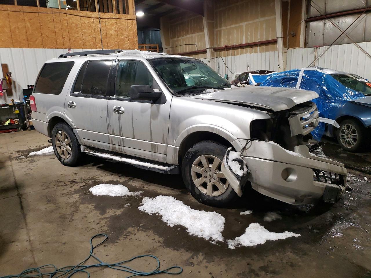 2010 FORD Expedition