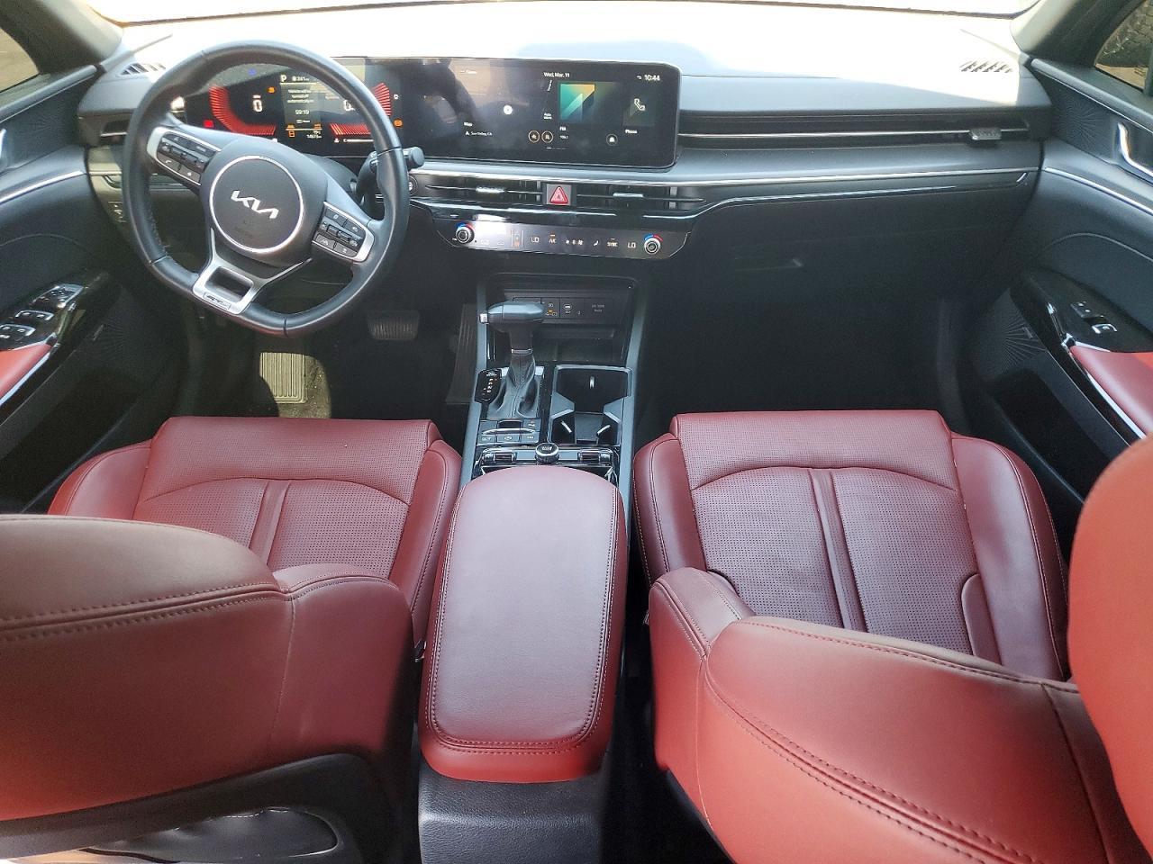 2025 KIA K5