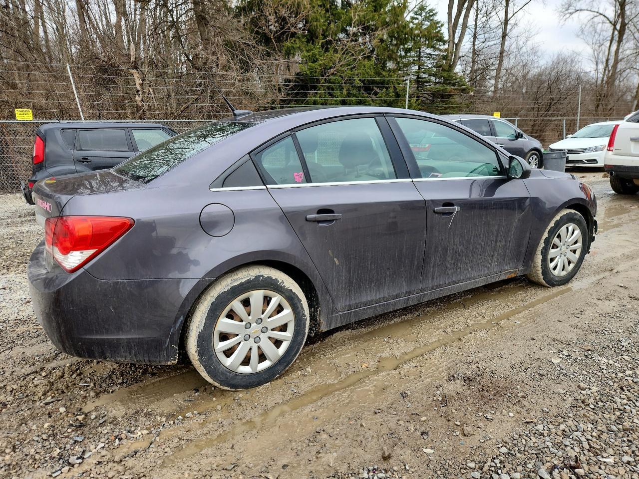 2011 CHEVROLET CRUZE