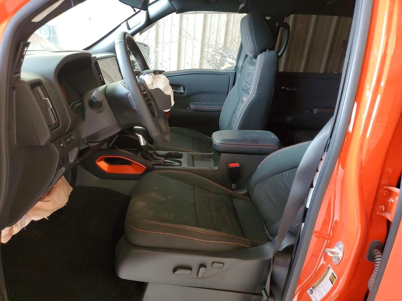 2025 NISSAN Frontier