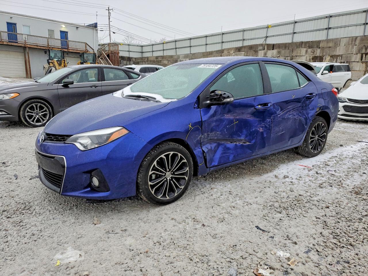 2015 TOYOTA COROLLA