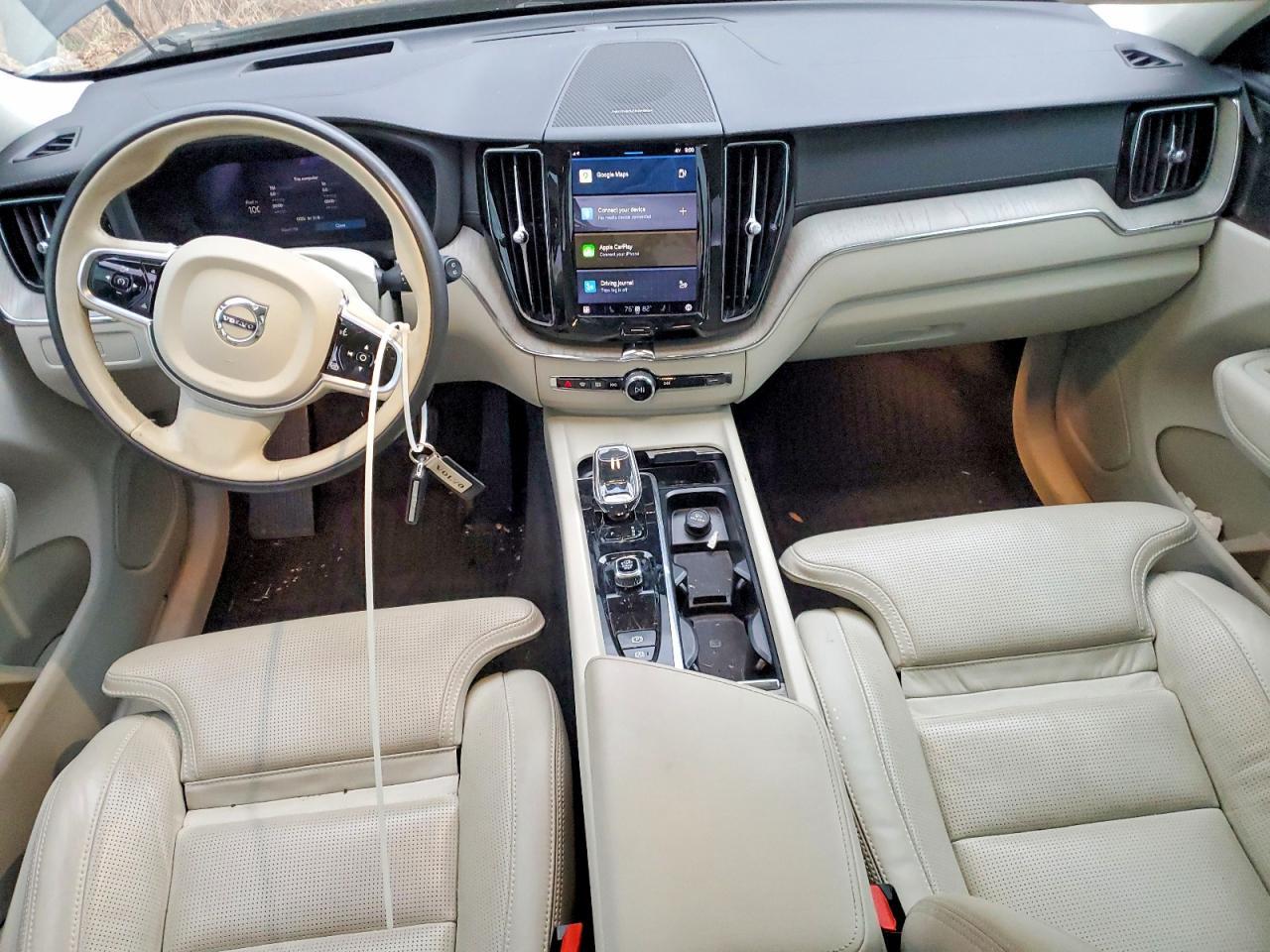 2023 VOLVO XC60
