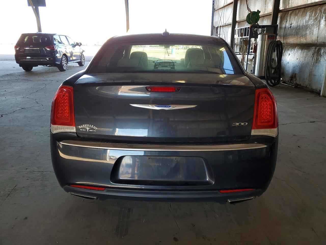 2018 CHRYSLER 300