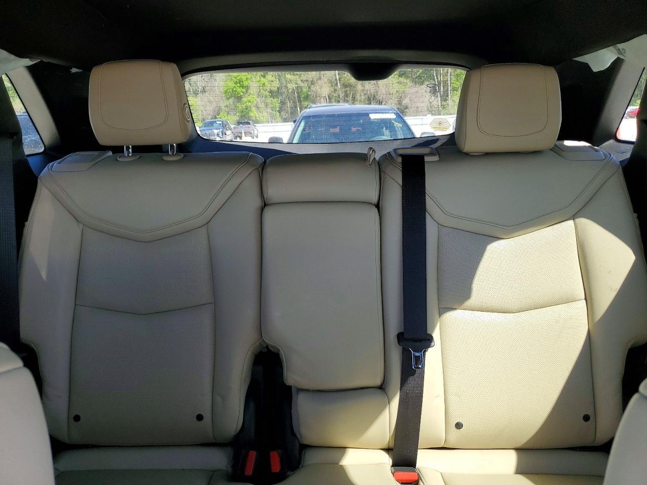 2017 CADILLAC XT5