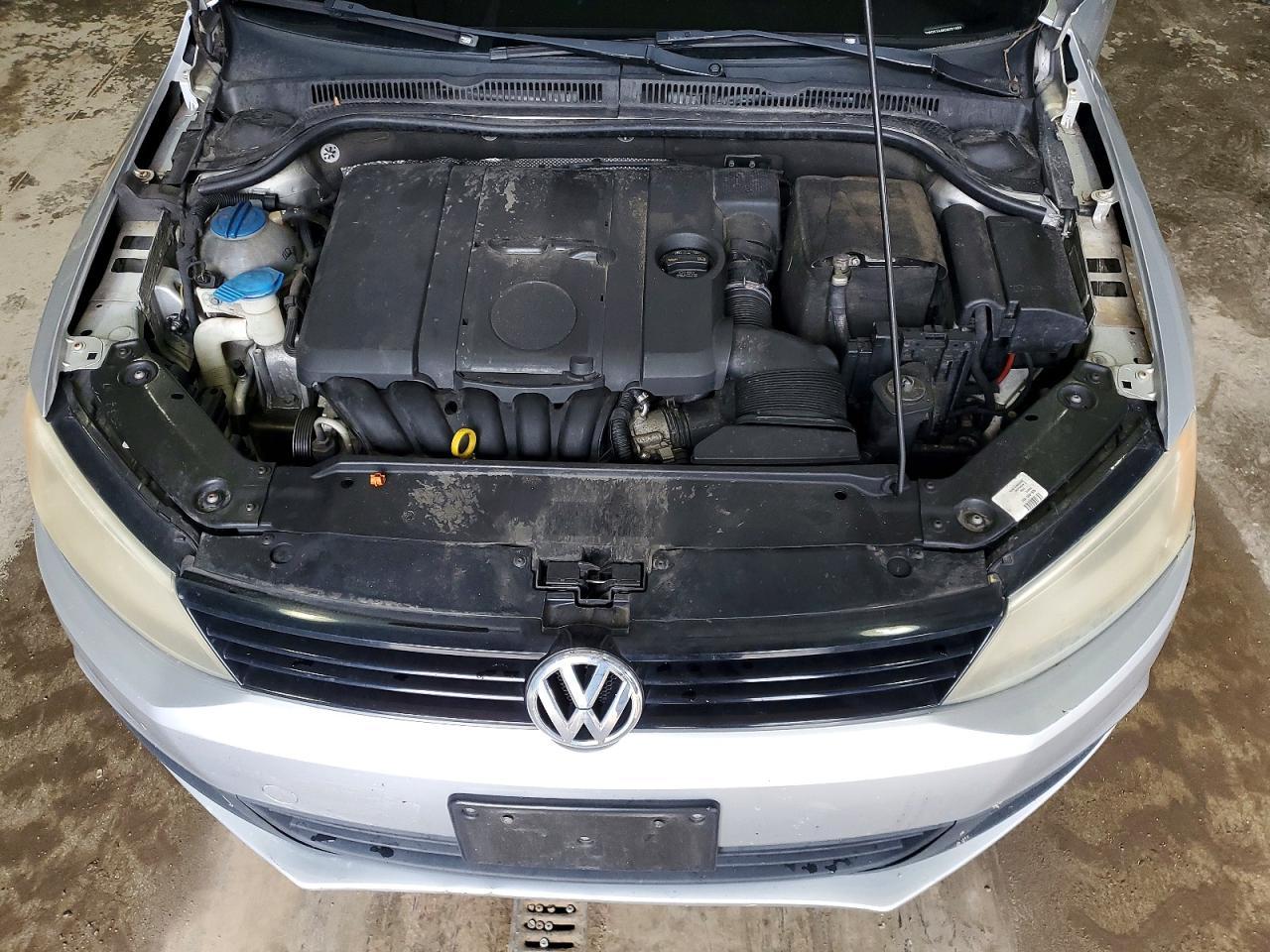2012 VOLKSWAGEN JETTA
