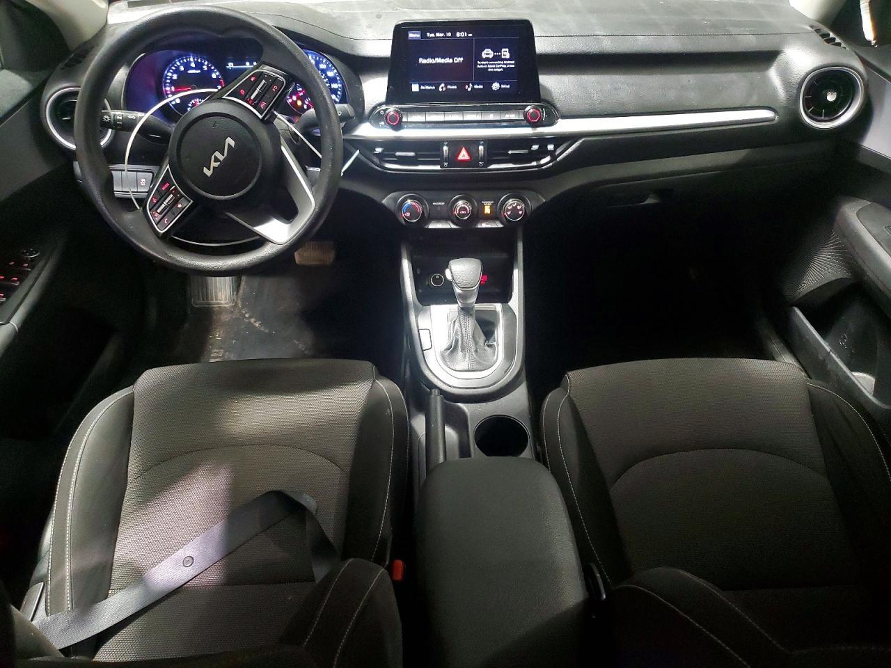 2024 KIA FORTE