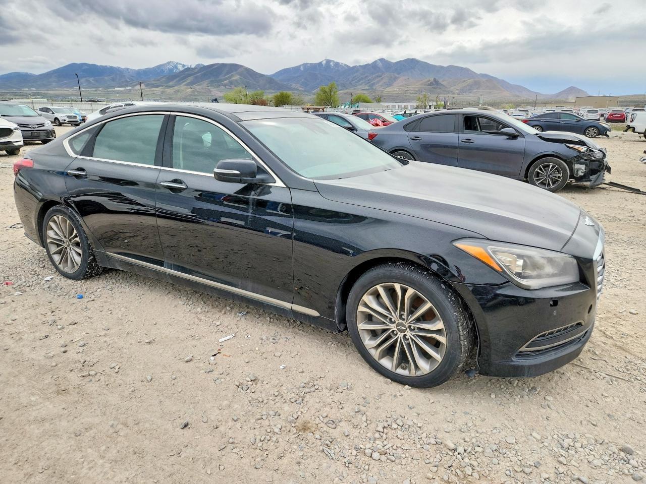 2015 HYUNDAI GENESIS