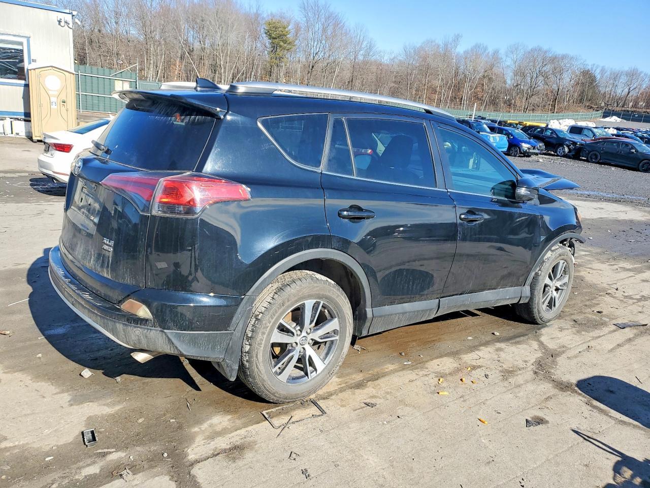 2016 TOYOTA RAV4