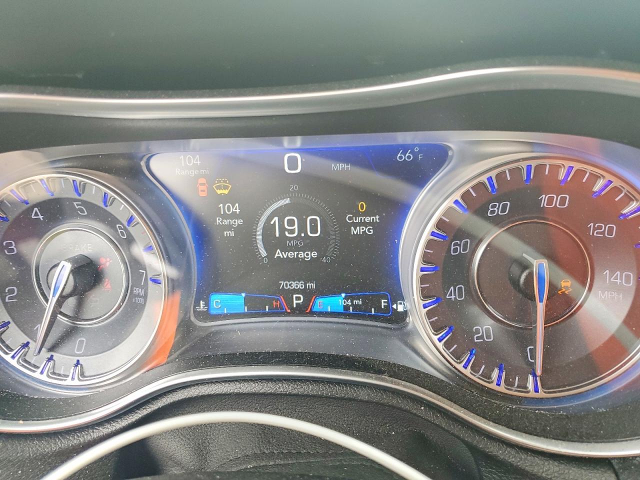 2018 CHRYSLER 300