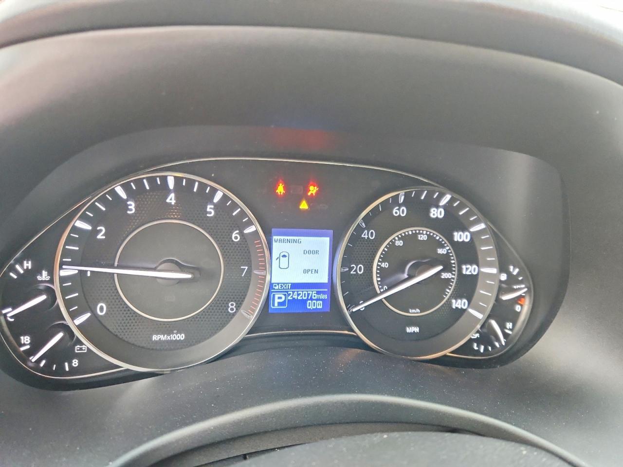 2017 NISSAN Armada