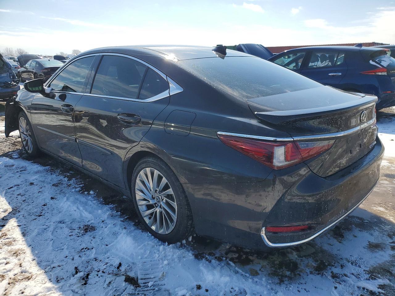 2023 LEXUS ES 300H
