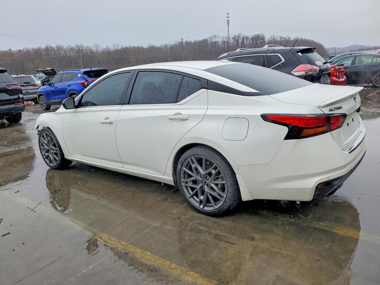 2023 NISSAN ALTIMA