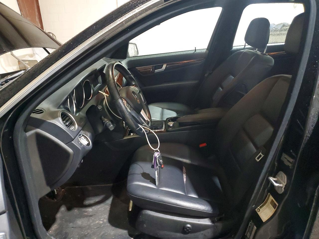 2012 MERCEDES-BENZ C-CLASS