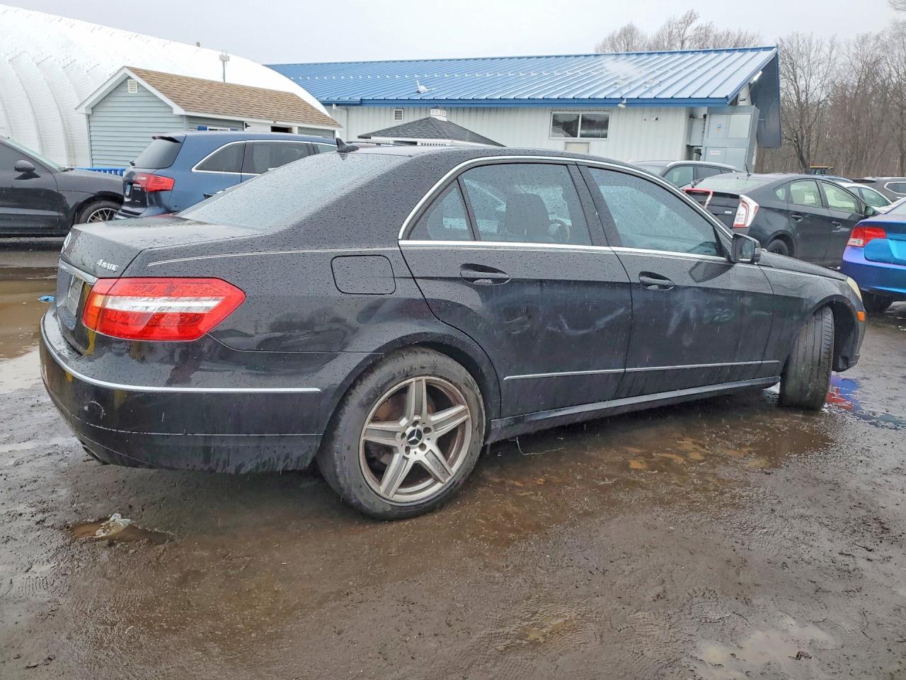 2010 MERCEDES-BENZ E-Class