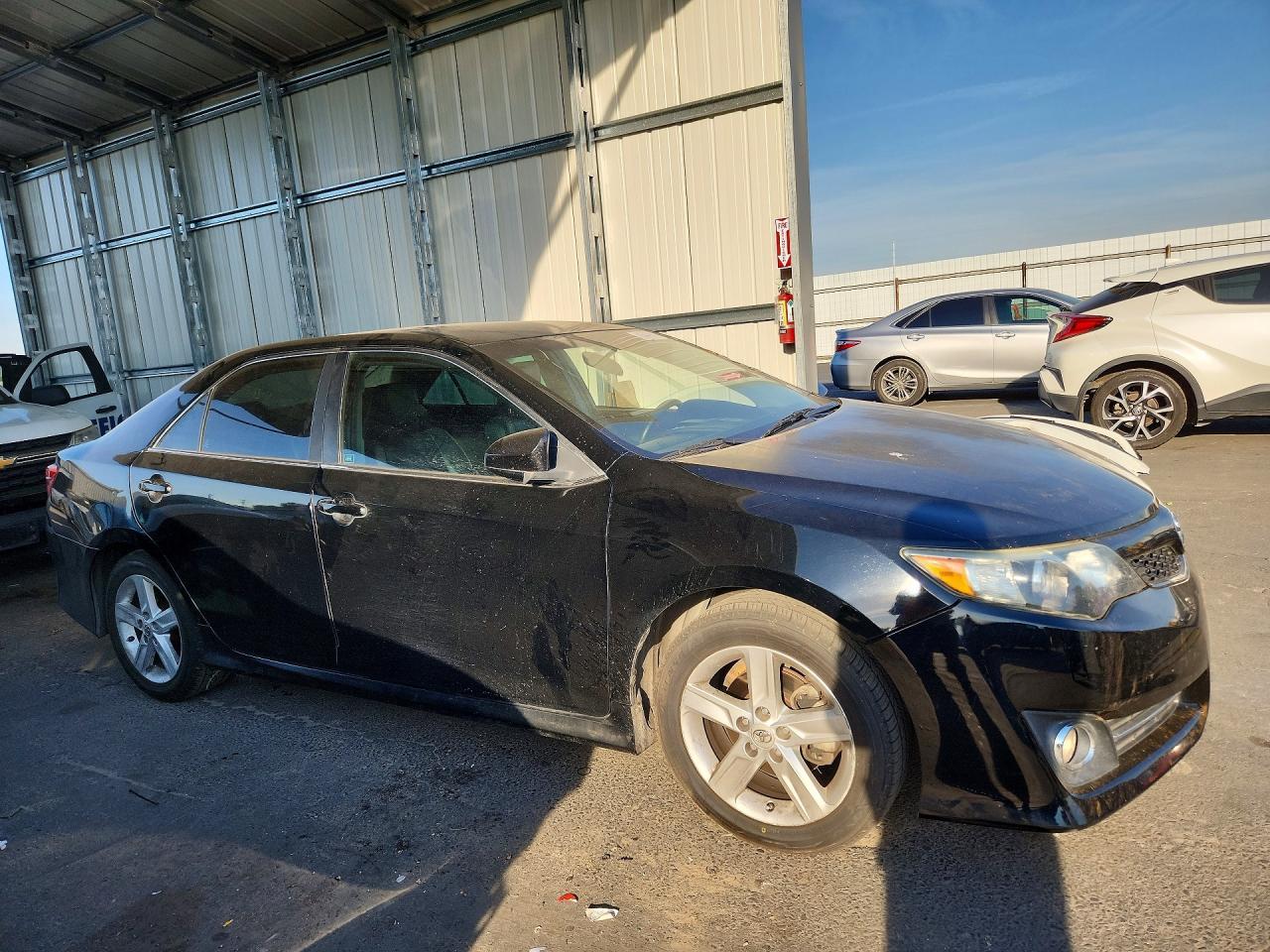 2014 TOYOTA CAMRY