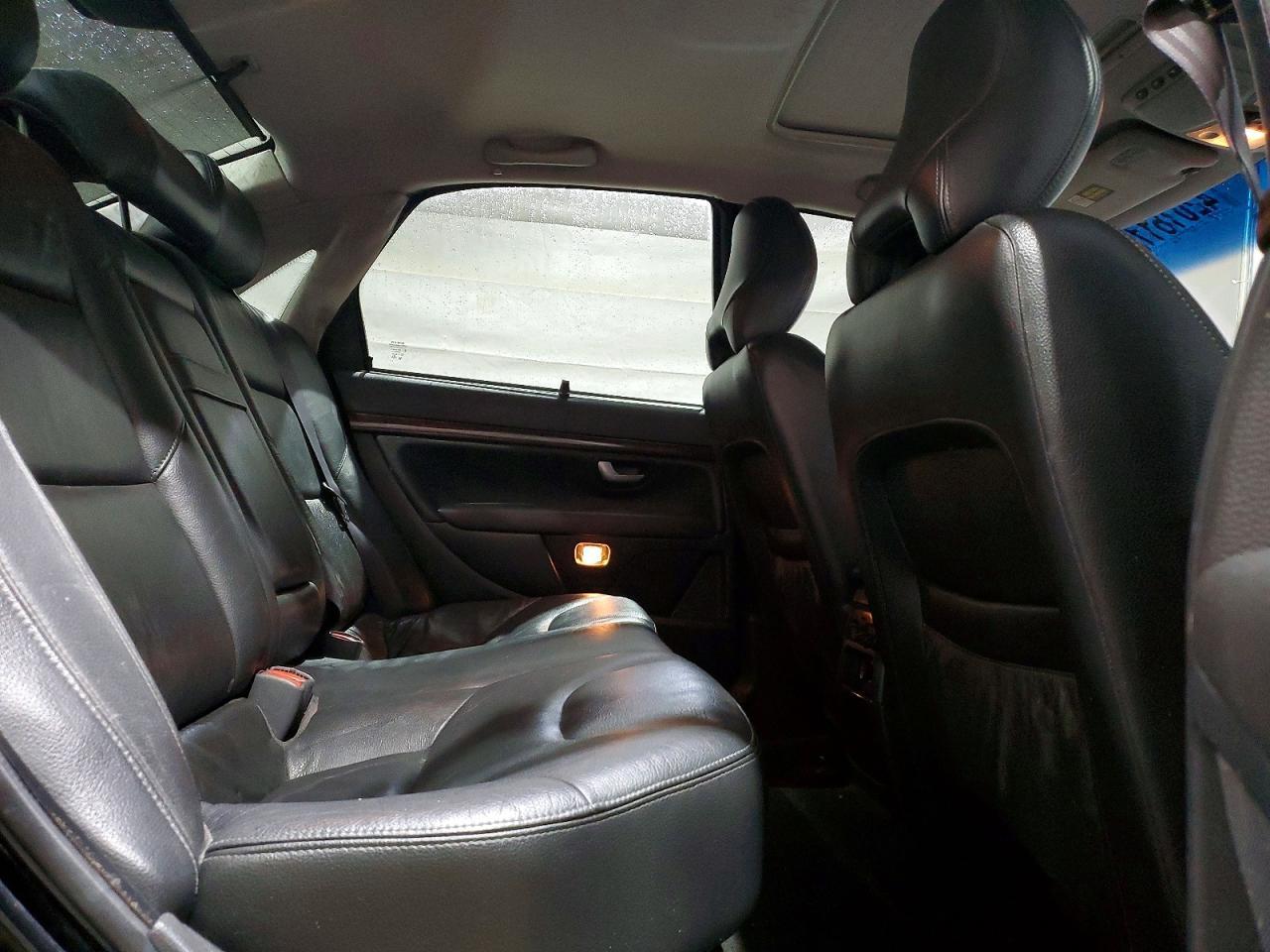 2004 VOLVO S80