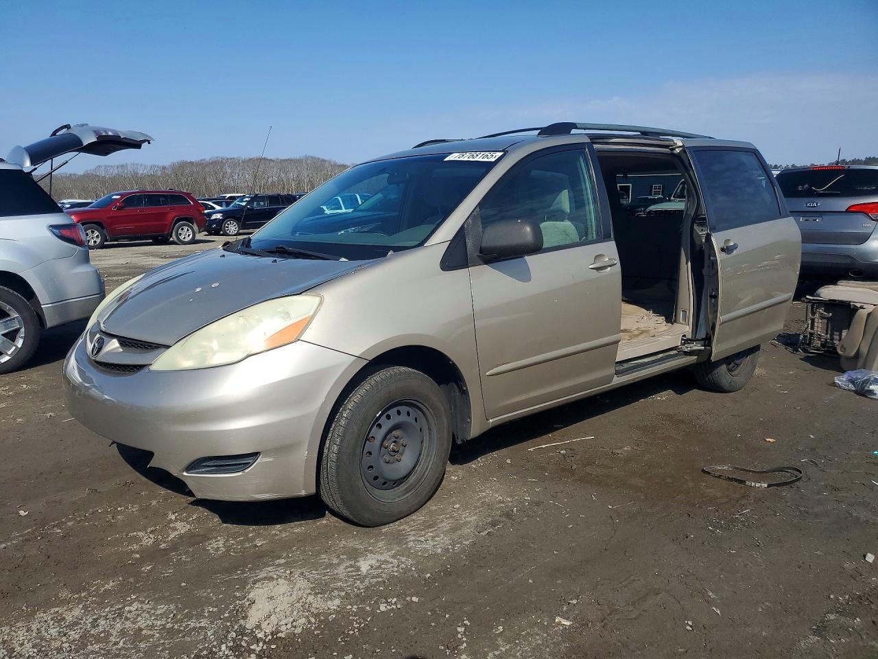 2006 TOYOTA SIENNA