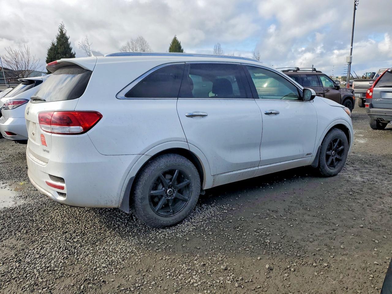 2017 KIA SORENTO