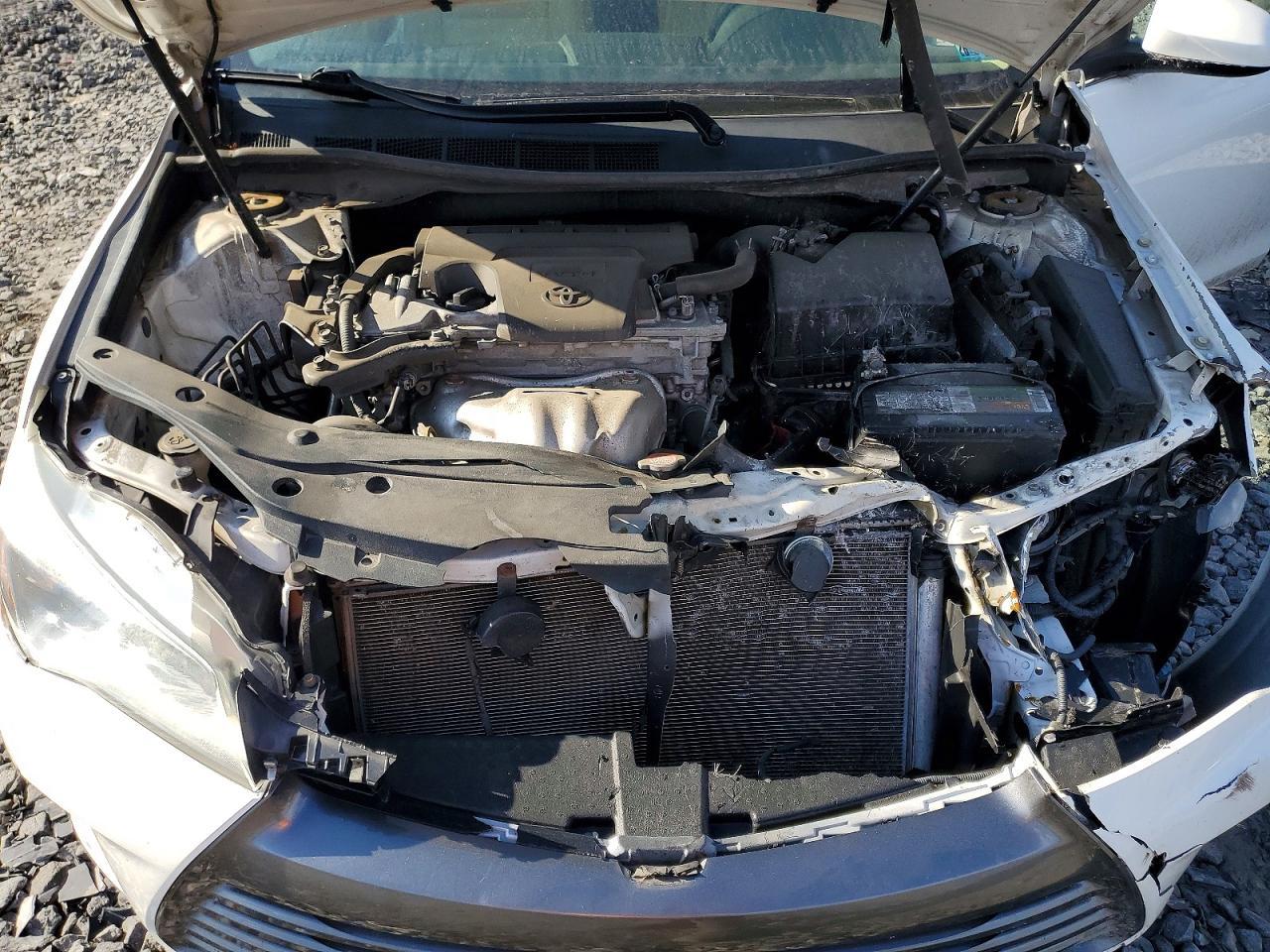 2016 TOYOTA CAMRY
