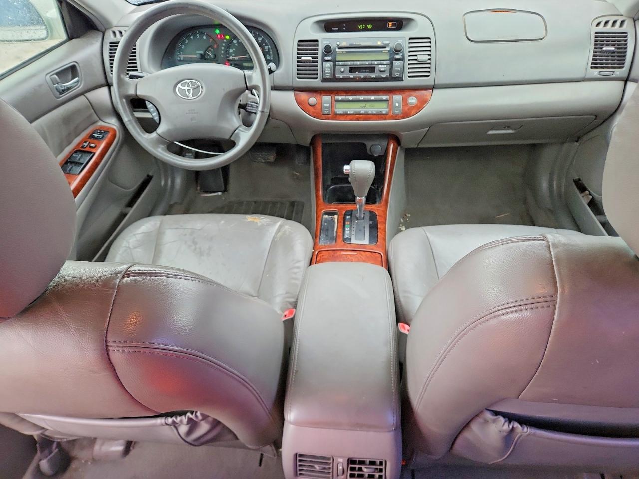 2004 TOYOTA CAMRY