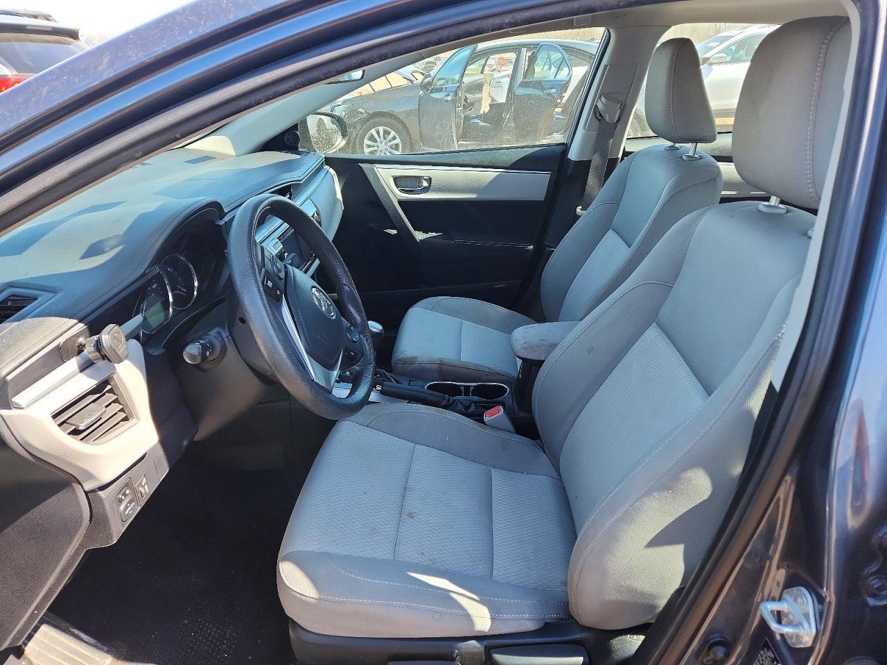 2015 TOYOTA COROLLA