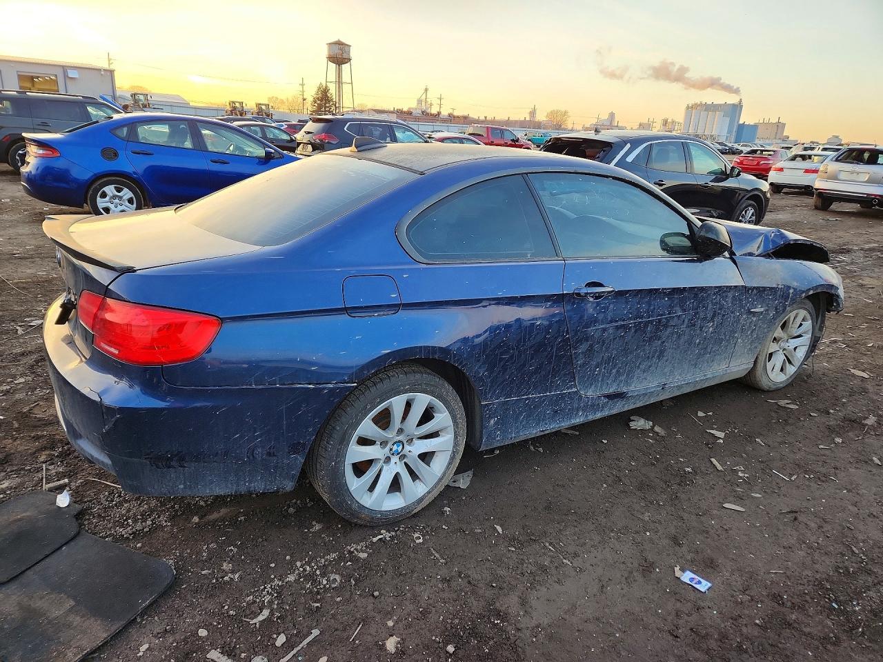 2013 BMW 3 SERIES