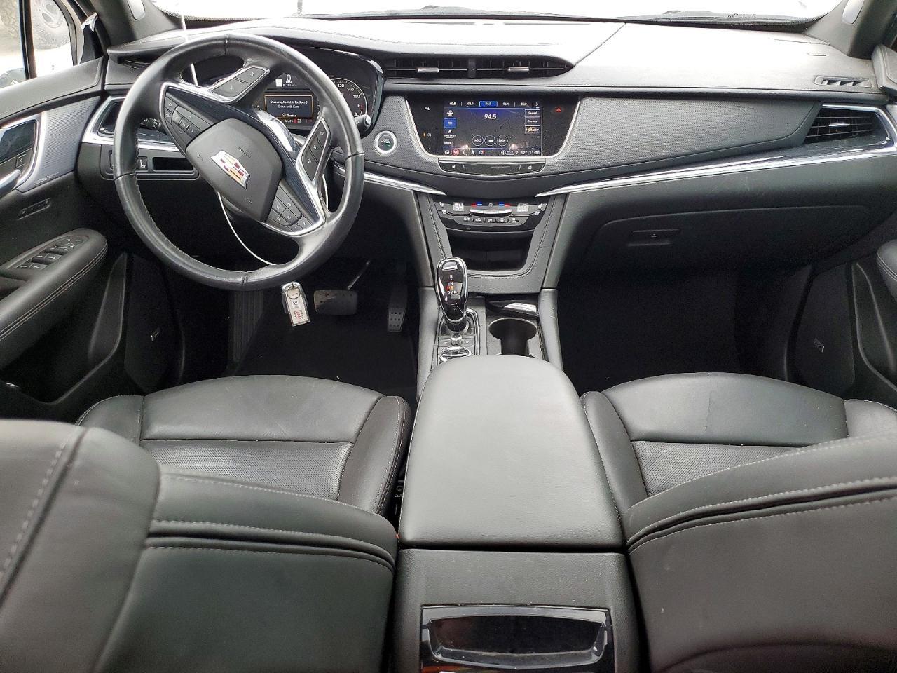 2024 CADILLAC XT5