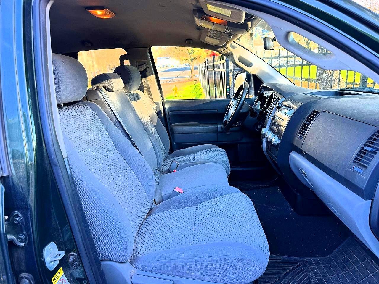 2012 TOYOTA TUNDRA