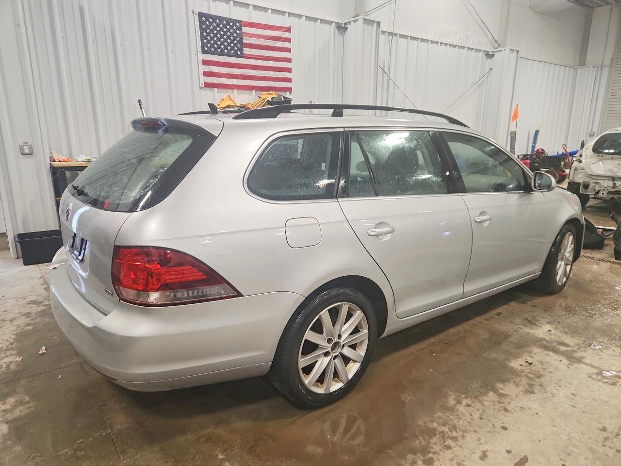 2013 VOLKSWAGEN JETTA