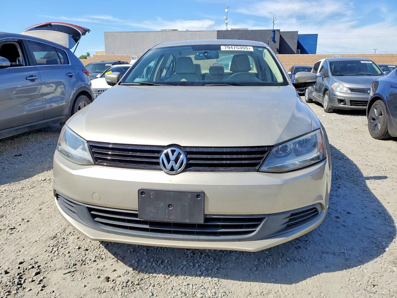 2014 VOLKSWAGEN JETTA