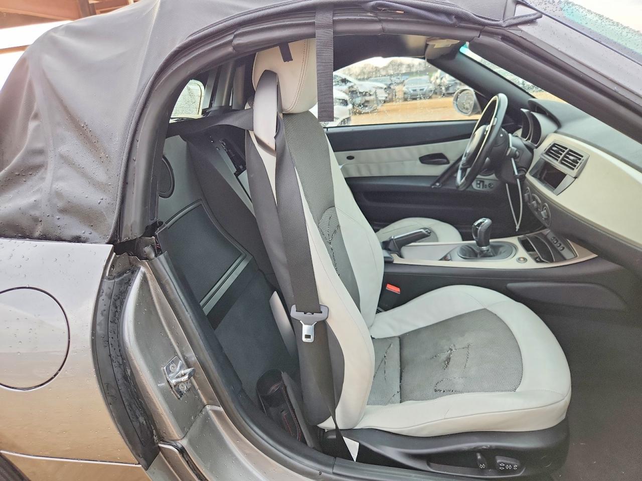 2004 BMW Z4