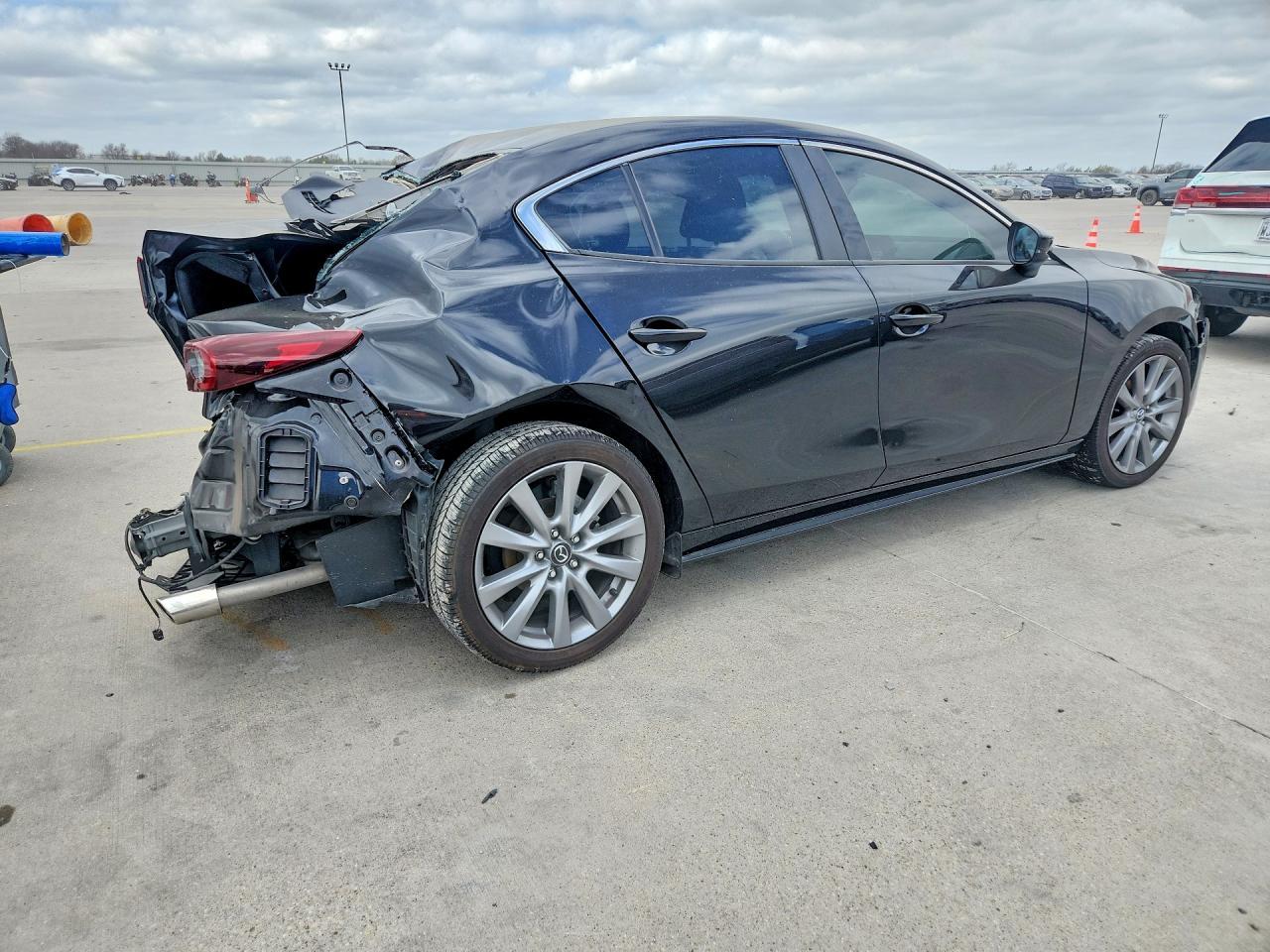 2025 MAZDA 3