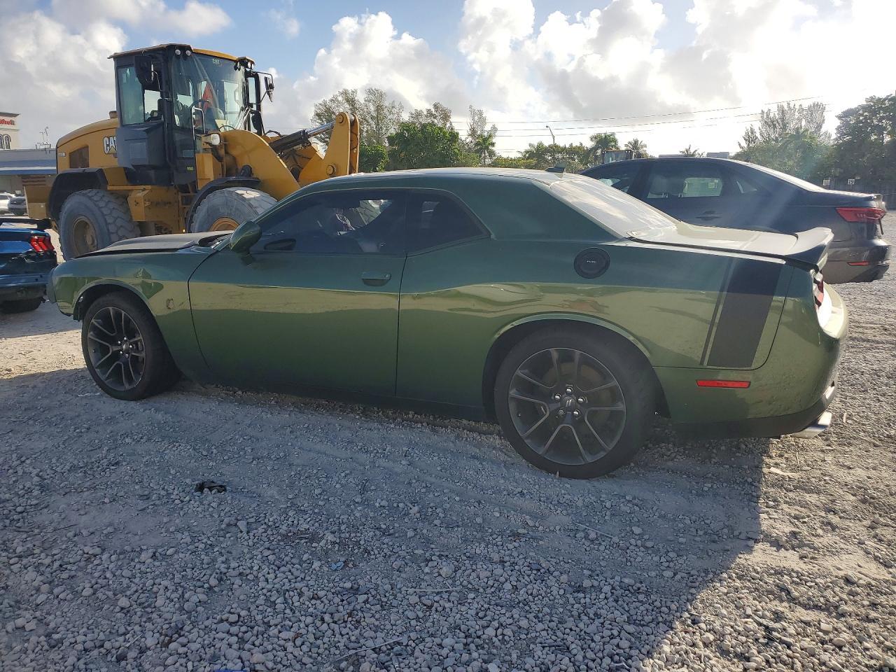 2021 DODGE Challenger